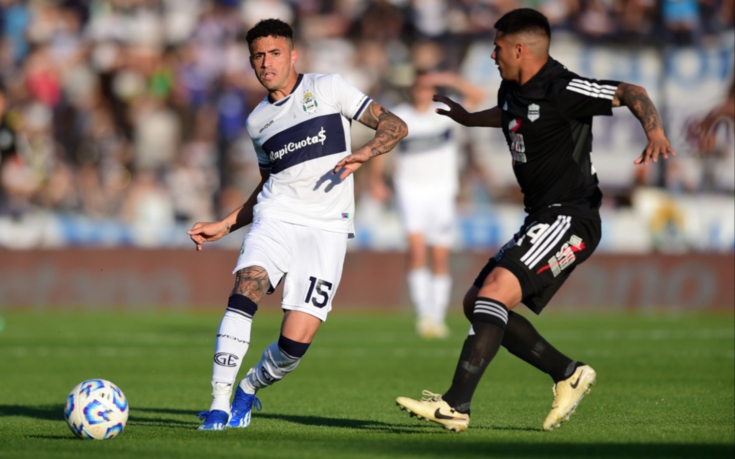 Gimnasia vs Deportivo Riestra.- Al Lobo no le alcanzó atacar siempre para asegurar el éxito y sólo empató 0 a 0 con el Malevo