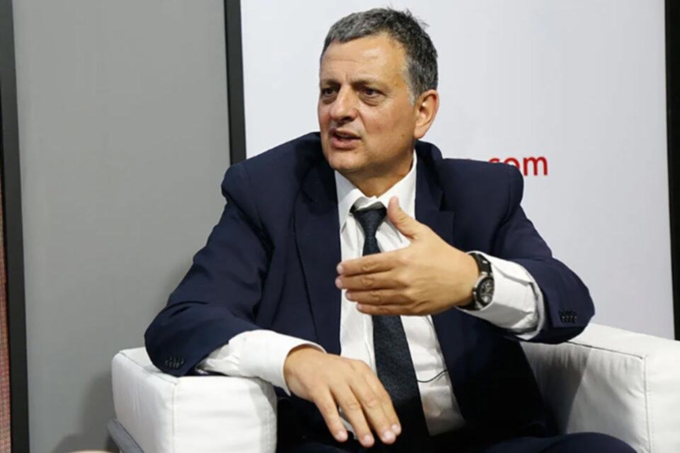 YPF aseguró que la planta de GNL se hará aunque Petronas se baje