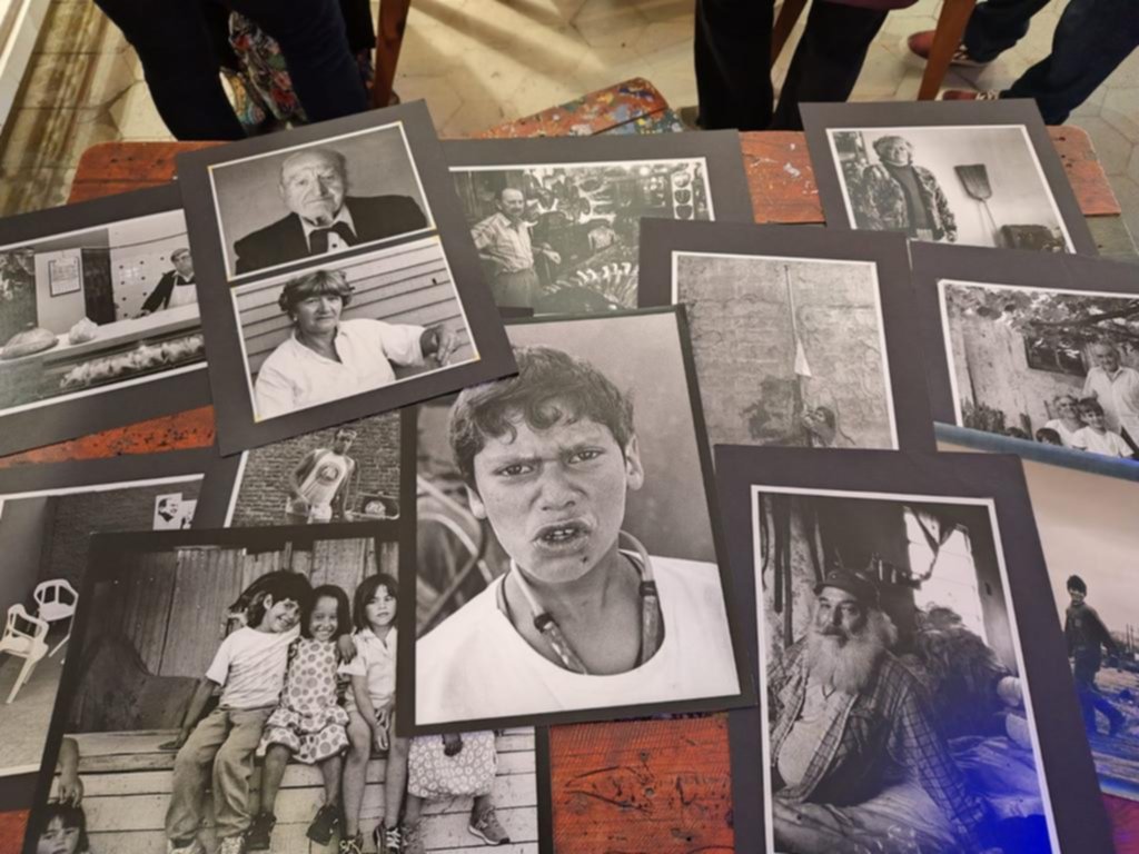 Pasión por contar: una muestra que celebra la historia de dos barrios de La Plata