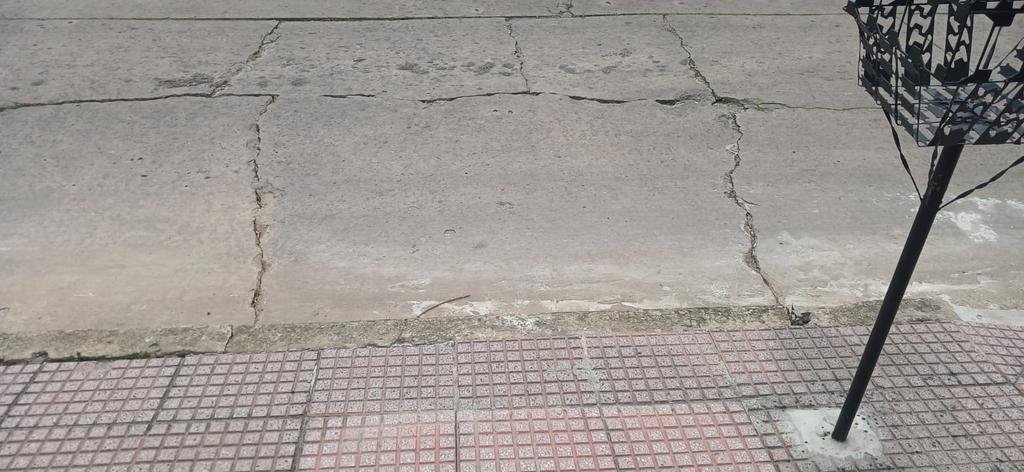 Piden la reparación del pavimento en calle 519 entre 5 bis y 6