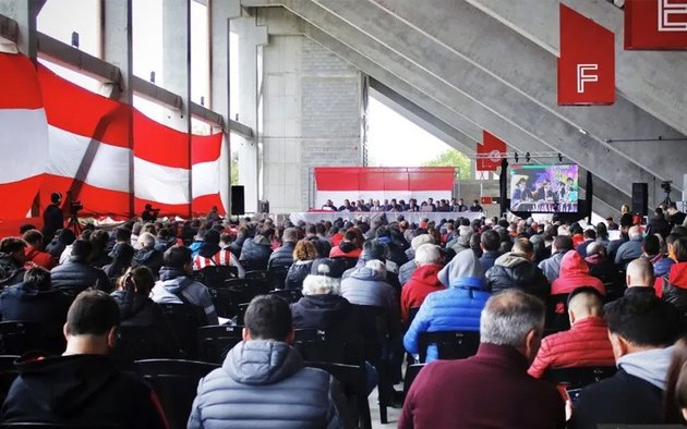 La Asamblea Anual Ordinaria en Estudiantes ya tiene fecha: qué pasará con  los aportes privados de Foster Gillet