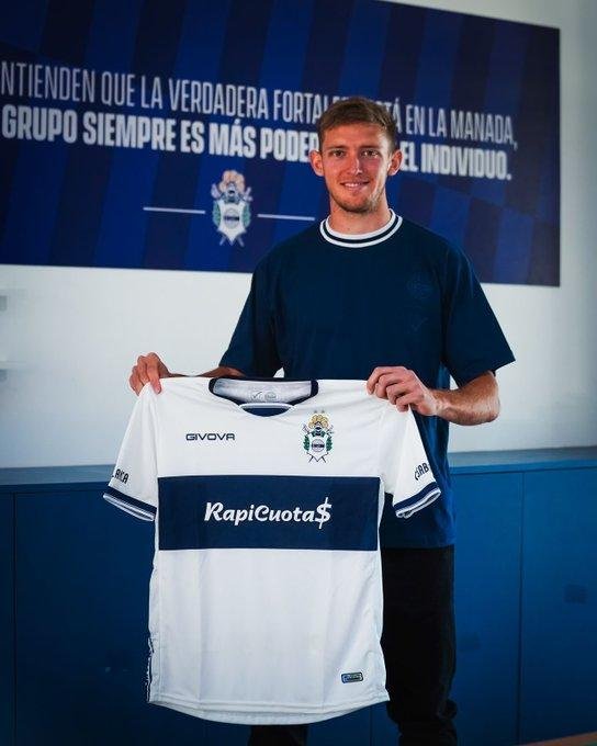 Hay Castillo para rato: el delantero extendió su contrato con Gimnasia