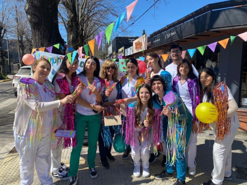 En la calle, prevención y la consulta que puede ser clave para la salud bucal