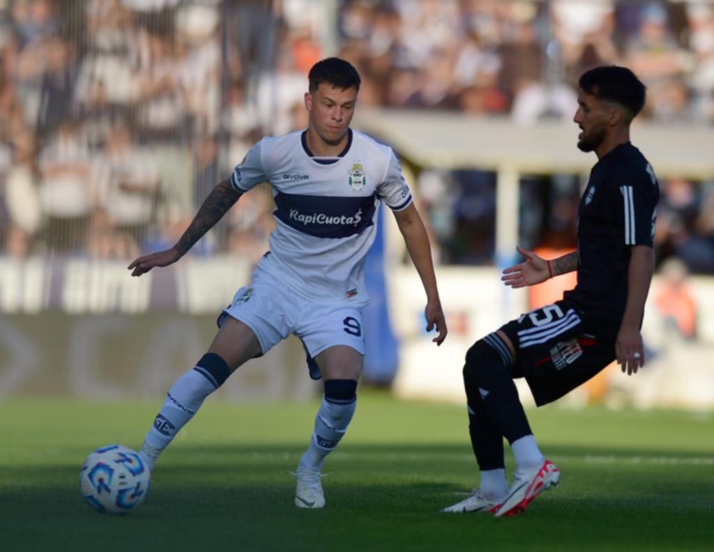 Con Lanús el lunes y con el Tomba, el sábado