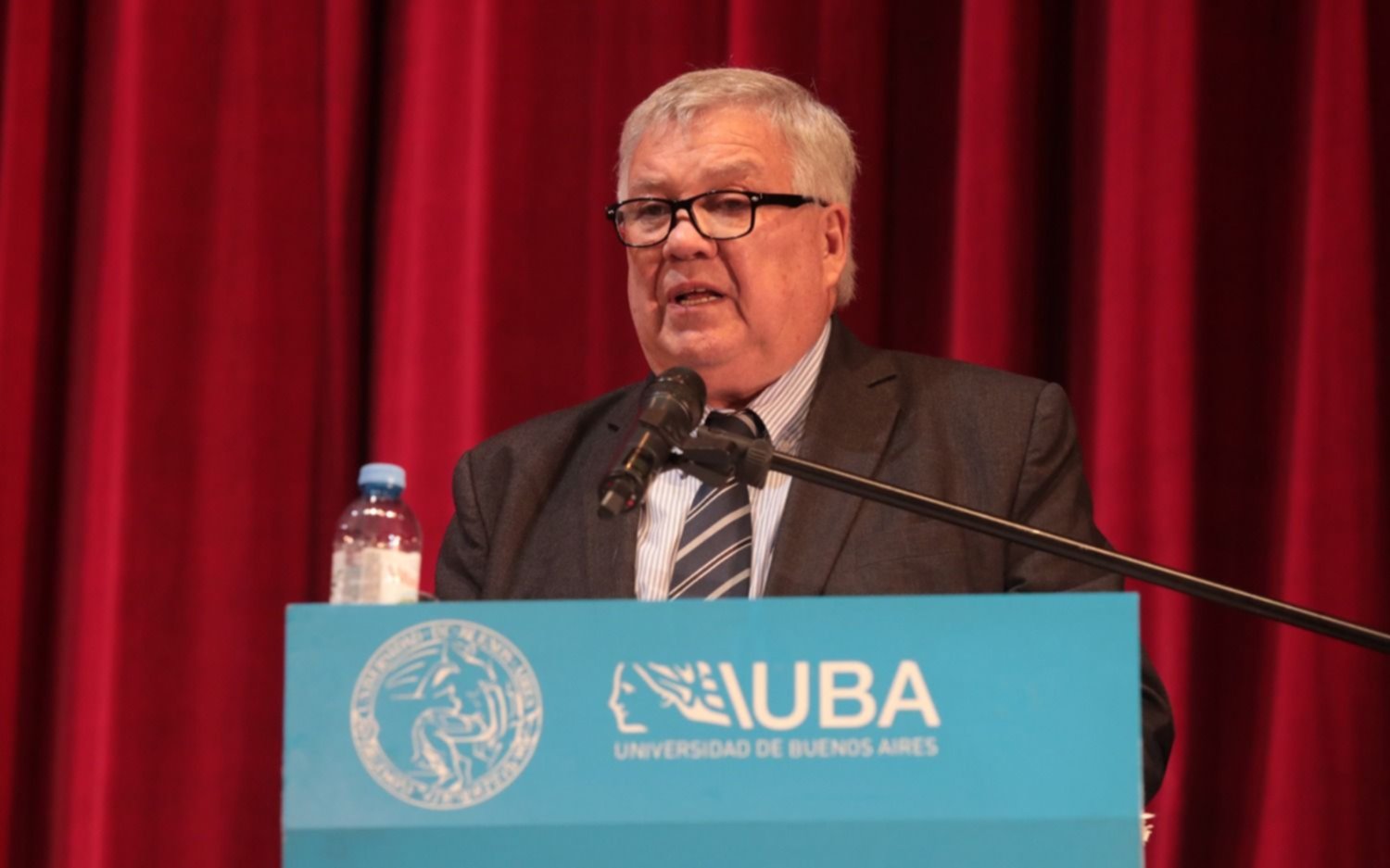 El rector de la UBA dijo que si Milei veta el financiamiento universitario "se hipoteca el país"