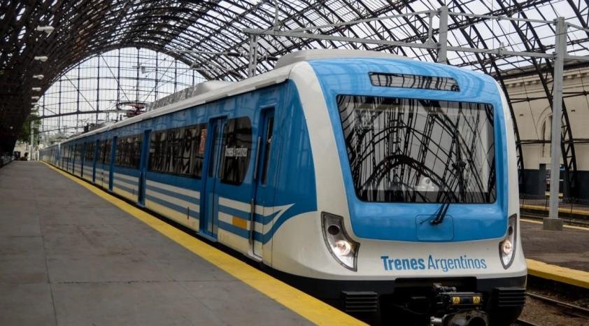 Los gremios del transporte analizan un paro para octubre