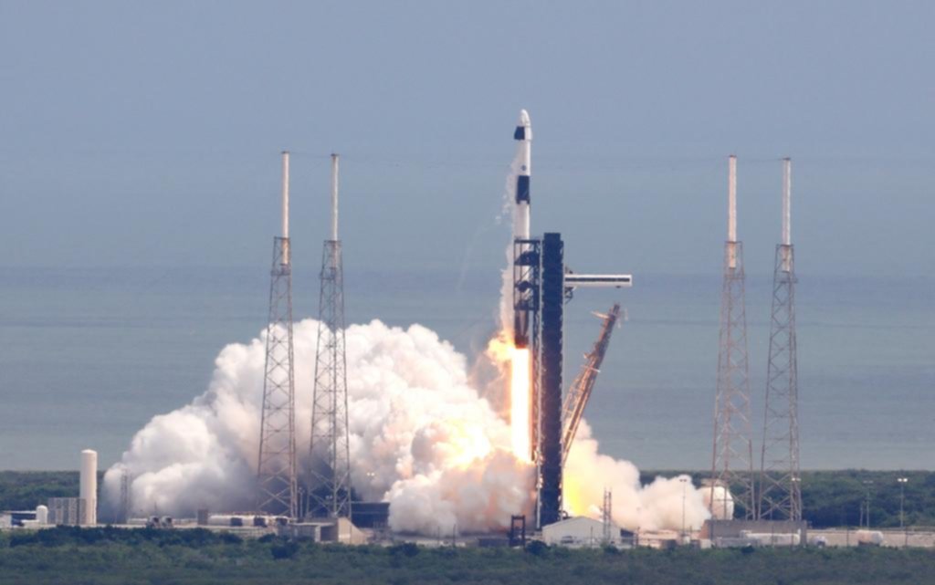 SpaceX al rescate: va por los varados de Boeing