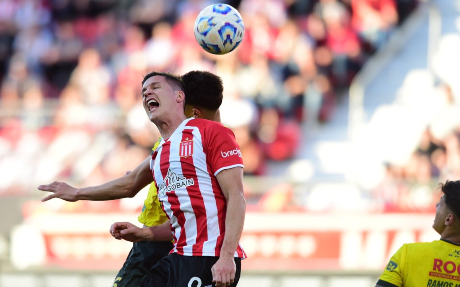 Eduardo Domínguez sufre la nueva baja en el equipo: cuántos partidos se perdería Guido Carrillo