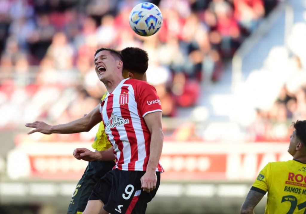 Sufre Domínguez: Carrillo, un mes afuera