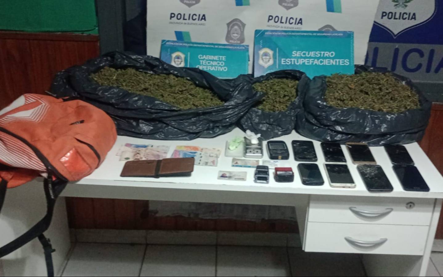 Cayó por un robo en La Plata y en el allanamiento desbarataron un bunker narco