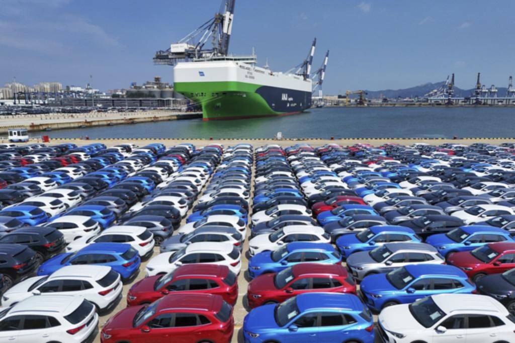 La actividad industrial china volvió a contraerse