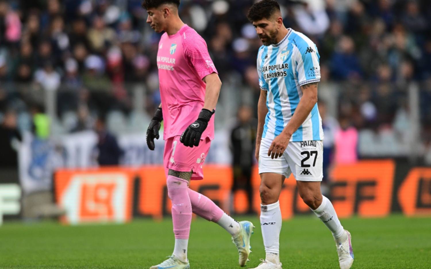VIDEO. El Loco Díaz, ex Estudiantes, se fue expulsado ante Gimnasia: los gestos a los hinchas