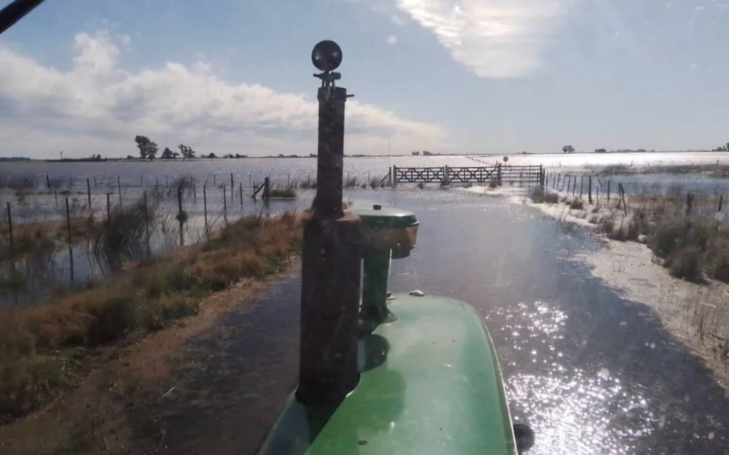 Productores bonaerenses en alerta por inundaciones y reclamos de obras hídricas paralizadas