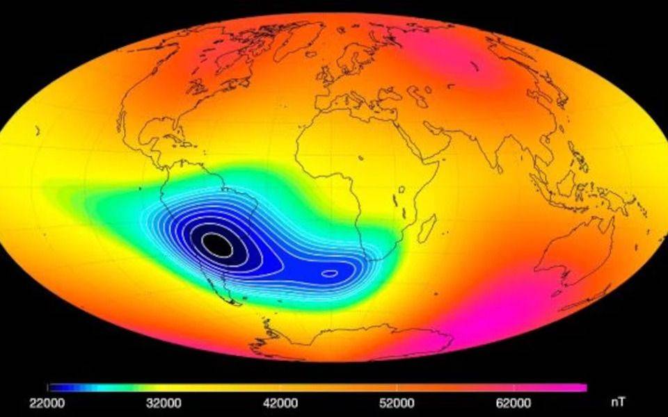 La anomalía magnética del Atlántico Sur: el fenómeno que preocupa a la NASA y tiene a la Argentina en el centro