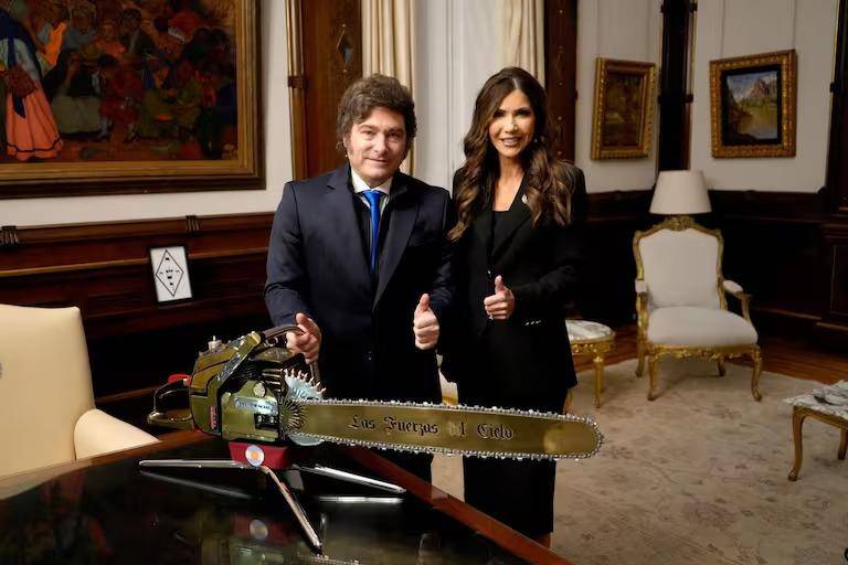 Desmienten que se haya frenado el acuerdo para viajar sin visa a EE UU