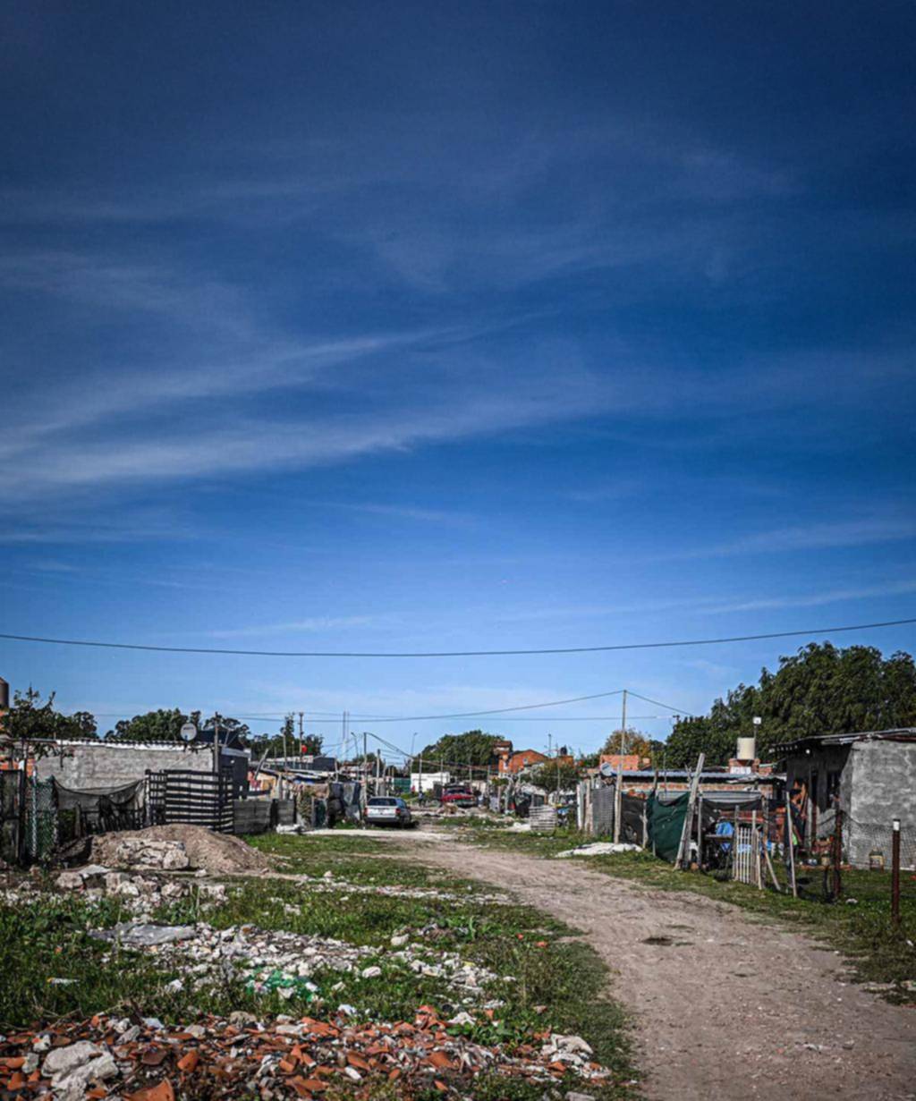 Barrios populares: el 90% de sus hogares se halla en riesgo eléctrico y ambiental