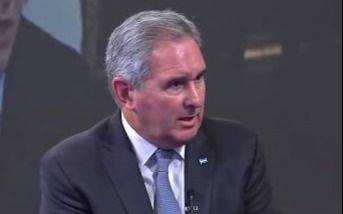 El Gobierno le apuntó a un banco chino por la disparada del dólar