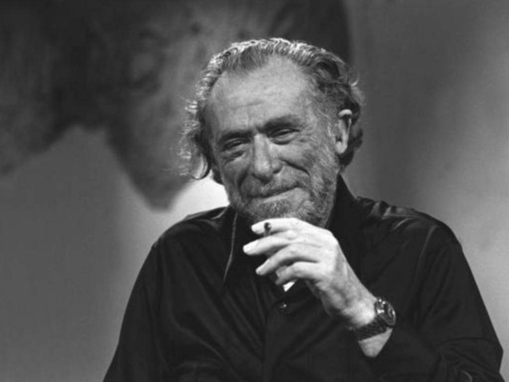 Charles Bukowski: tres obras legendarias del “poeta sucio” de Estados Unidos