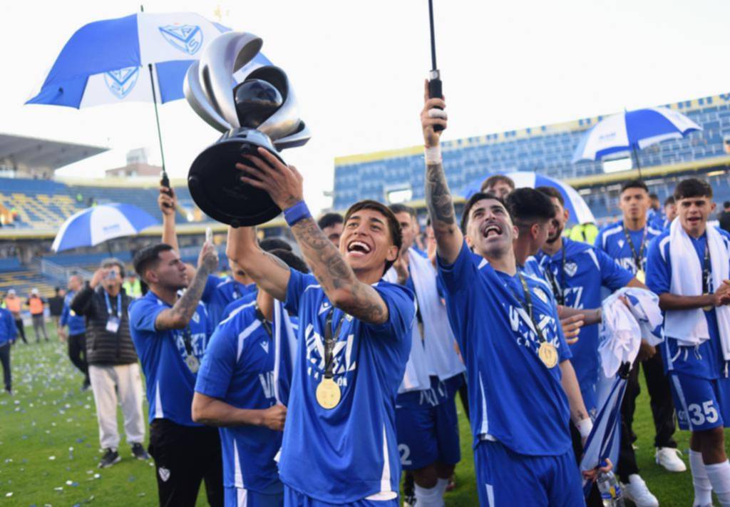 Vélez se adueñó de la Supercopa Argentina