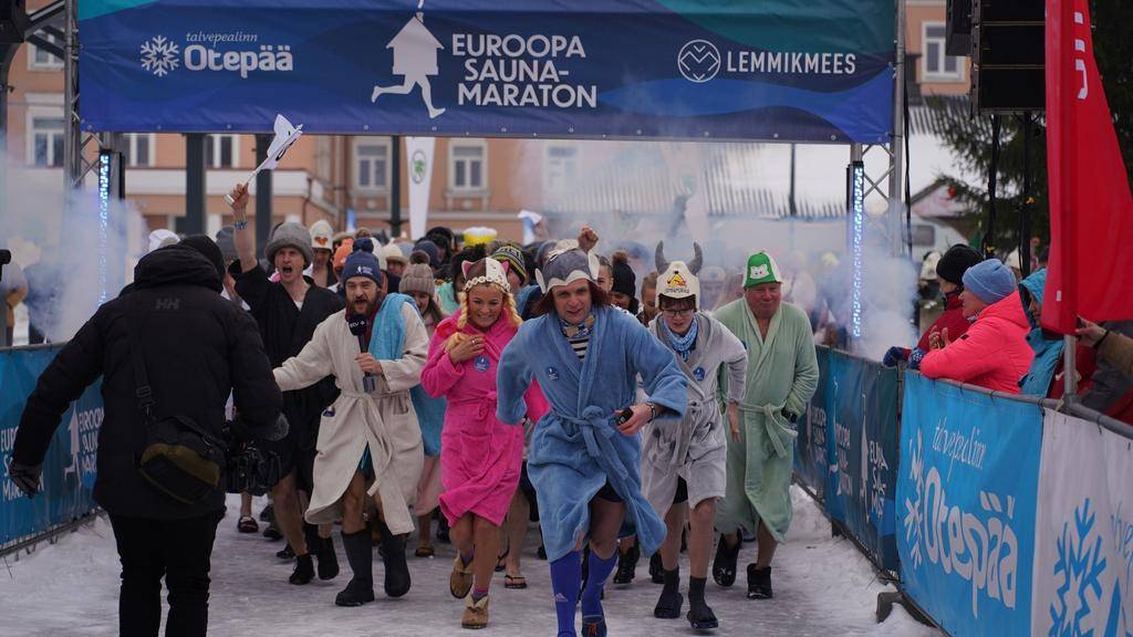 La carrera más “caliente” de Europa: saunas, disfraces y mucha diversión