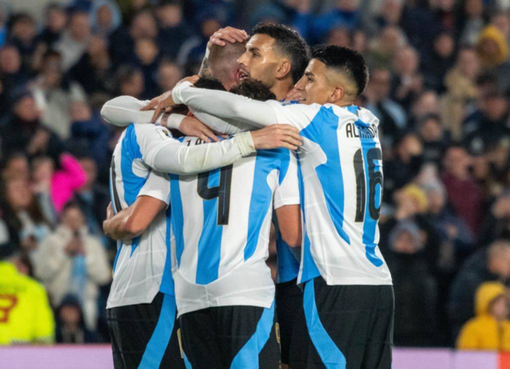 En el último concierto, Argentina cierra ante Ecuador: formaciones, hora y TV