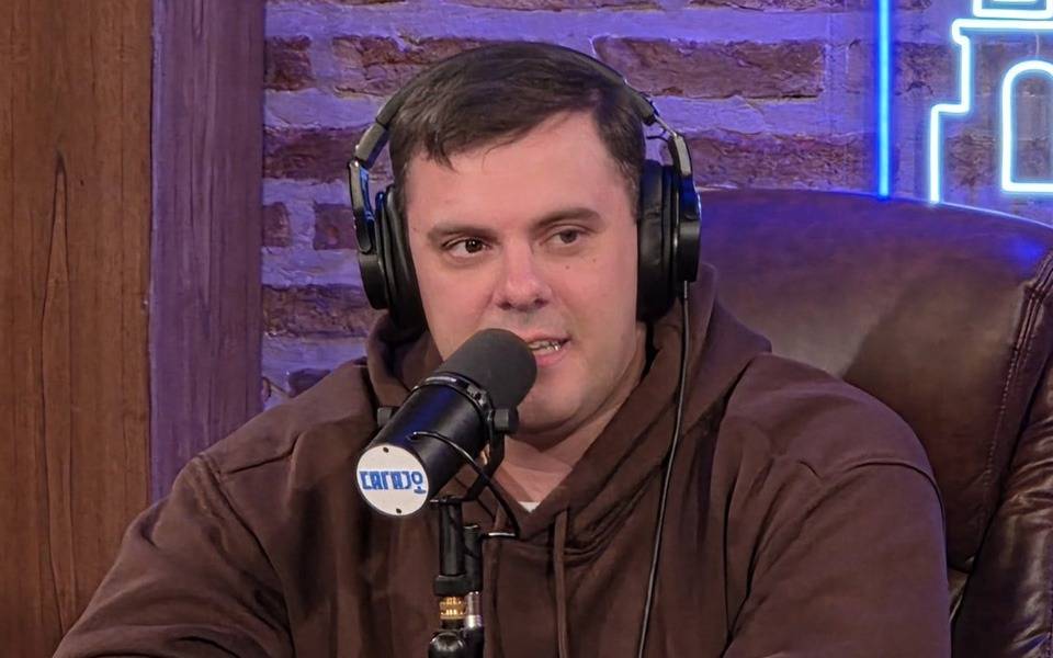 Arden las redes libertarias: el Gordo Dan volvió a estallar contra Bondarenko y pidió la renuncia de Lule Menem y Pareja