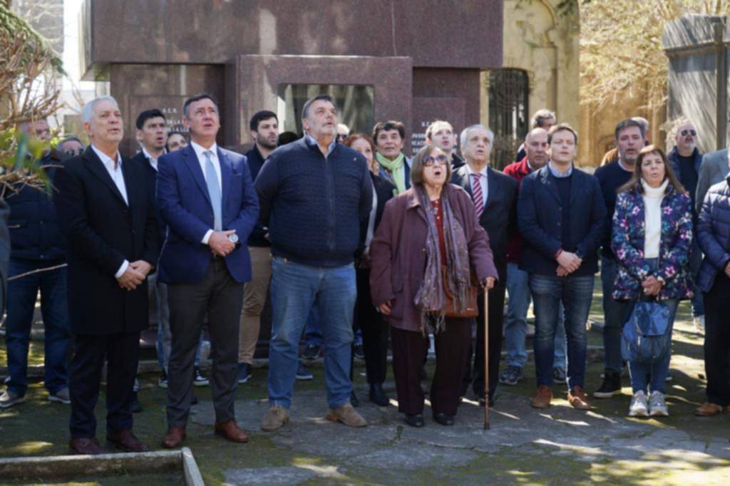 Alak encabezó un homenaje a Ricardo Balbín