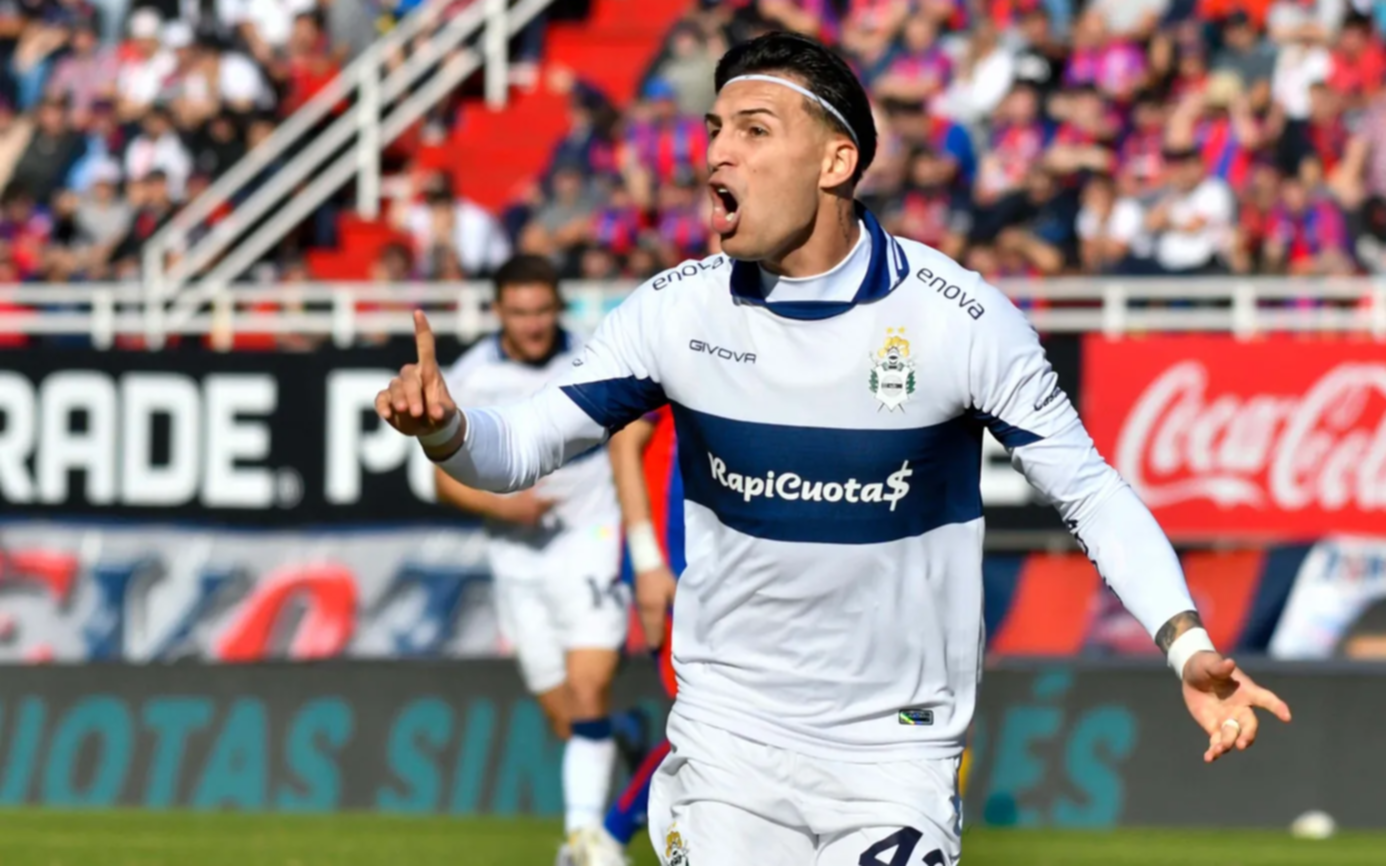 Alerta en Gimnasia: se desgarró Maxi Zalazar y es una variante menos
