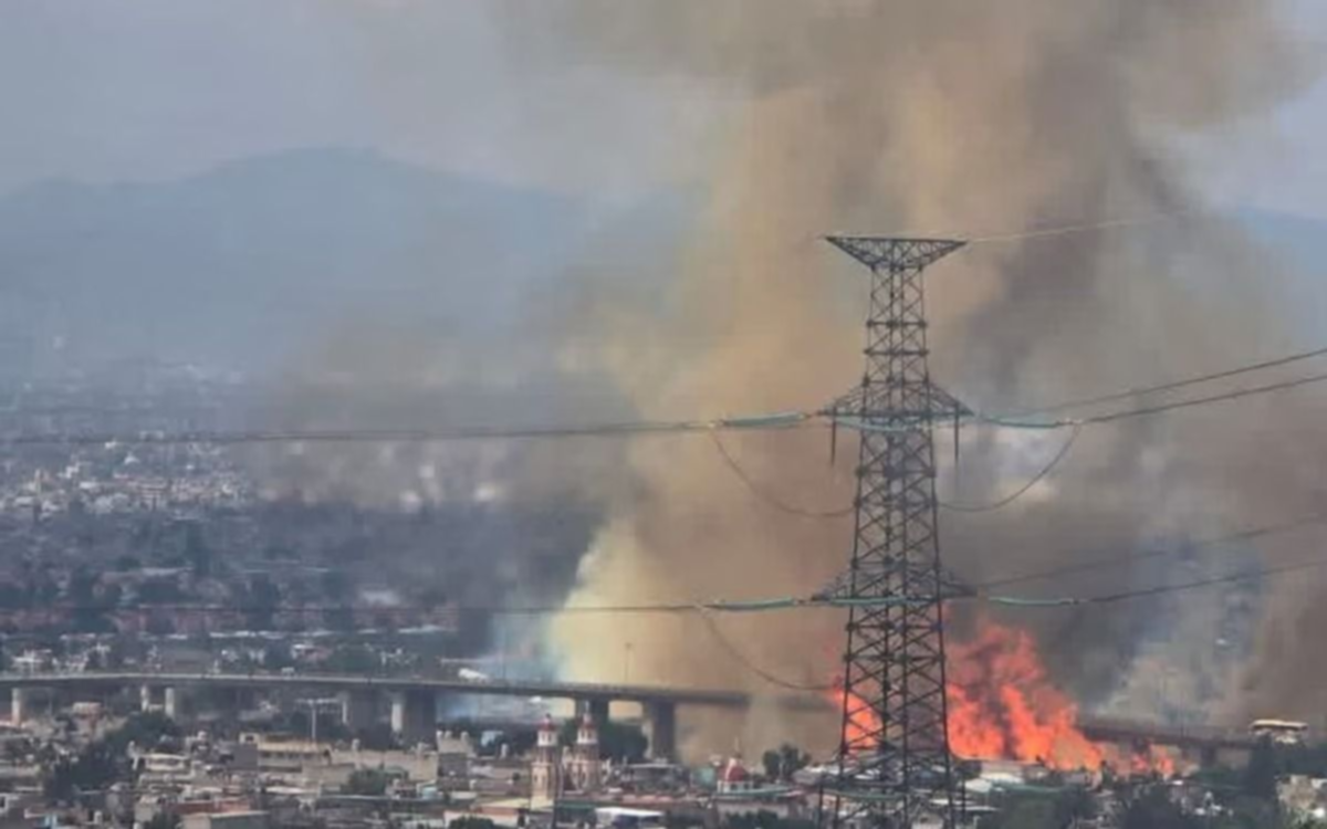 Volcó un camión de gas en Ciudad de México y hay al menos 57 heridos