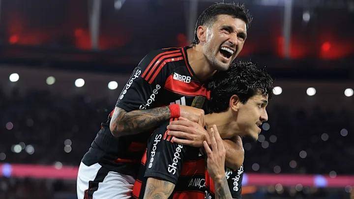 Flamengo: “Sale a presionar pero luego no lo mantiene”
