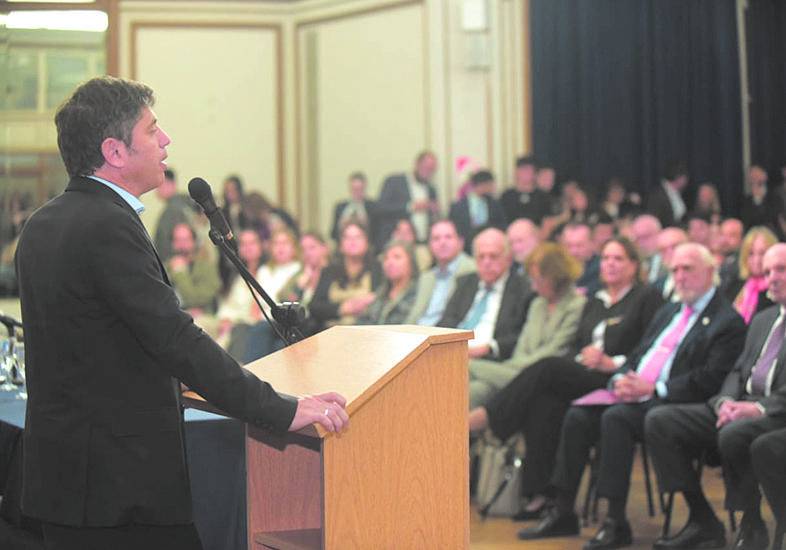 Kicillof retoma la agenda y ya apunta a octubre