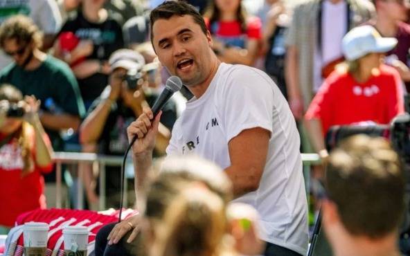 ¿Qué se sabe del tiroteo fatal de Charlie Kirk, cofundador de Turning Point USA?