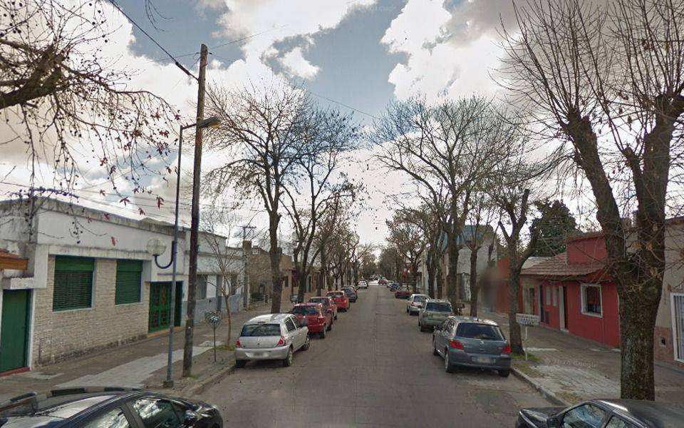 El cuento más cruel en La Plata: despojaron a una jubilada de sus ahorros 