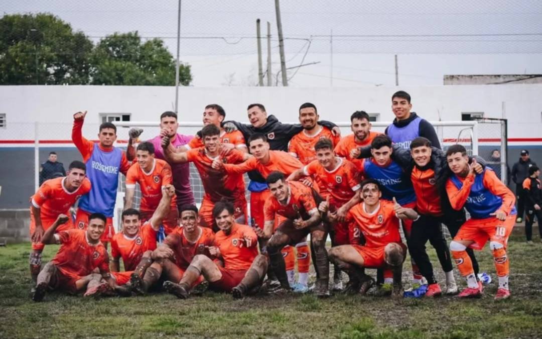 Dolor y despedida al preparador físico del ascenso que murió en la Ruta 215: "Abrazamos a la familia"