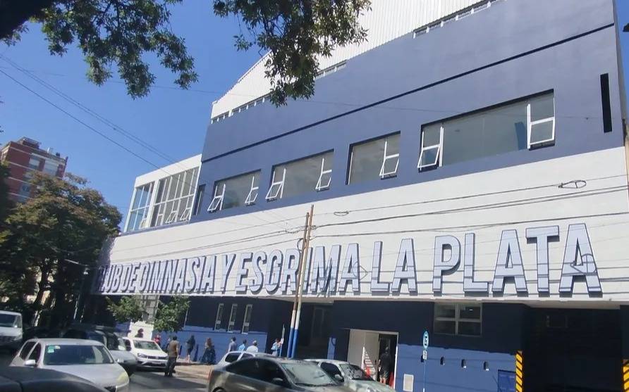 En Gimnasia, a dos meses de las elecciones, crece la incertidumbre sobre las finanzas y las deudas con empleados
