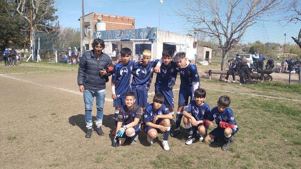 ¡Dibujen dentro de la cancha!