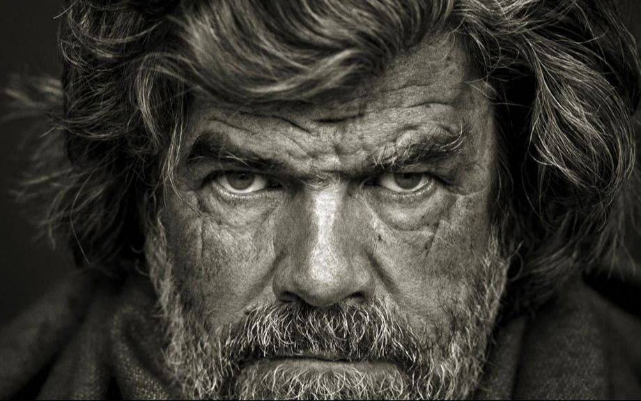 Reinhold Andreas Messner, el “mesías de la montaña”: la historia del hombre que llevó el alpinismo a lo imposible
