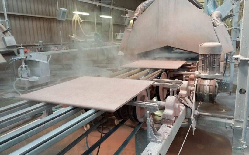 Crisis y preocupación: una importante fábrica de cerámicos de la Provincia de Buenos Aires echó a 65 empleados