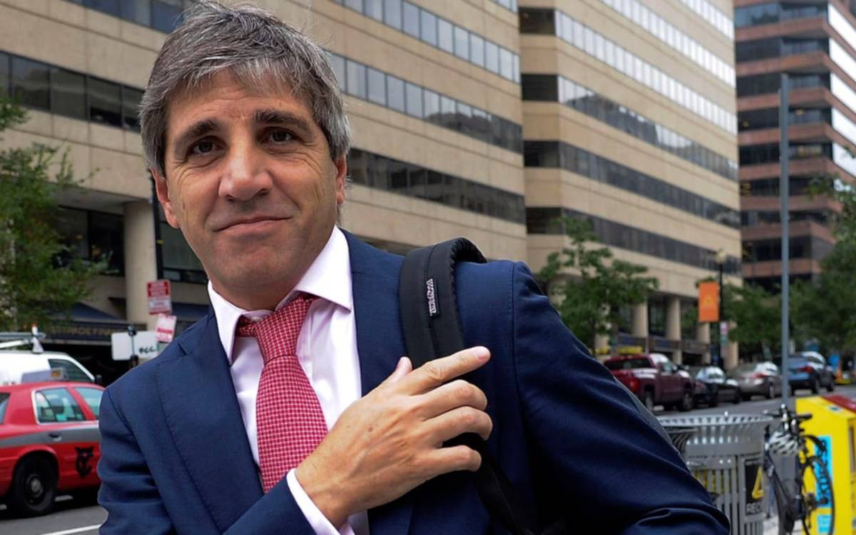La chicana de Luis Caputo en medio de la suba del dólar: “Gracias a todos los que salieron de sus cuevas”