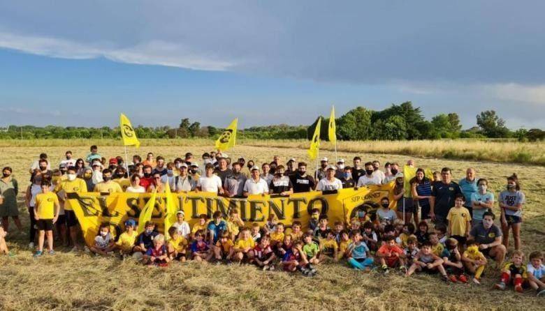 La pelea de un club: le dieron tierras, lo denunciaron y buscan desalojarlo