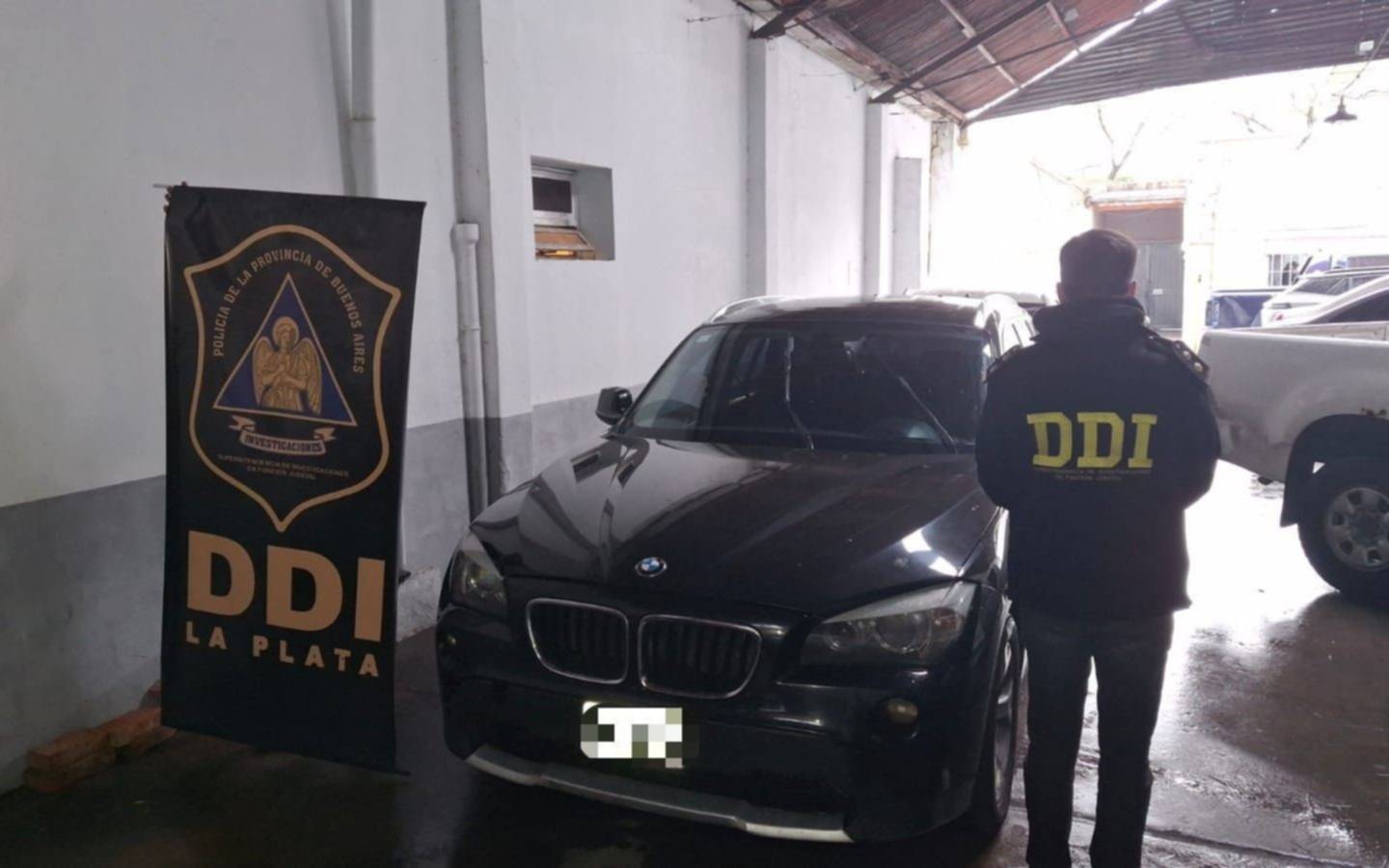 Choque, fuga y dos muertes en La Plata: a bordo de un BMW,  detuvieron a "Chiquito", el conductor de la Ranger