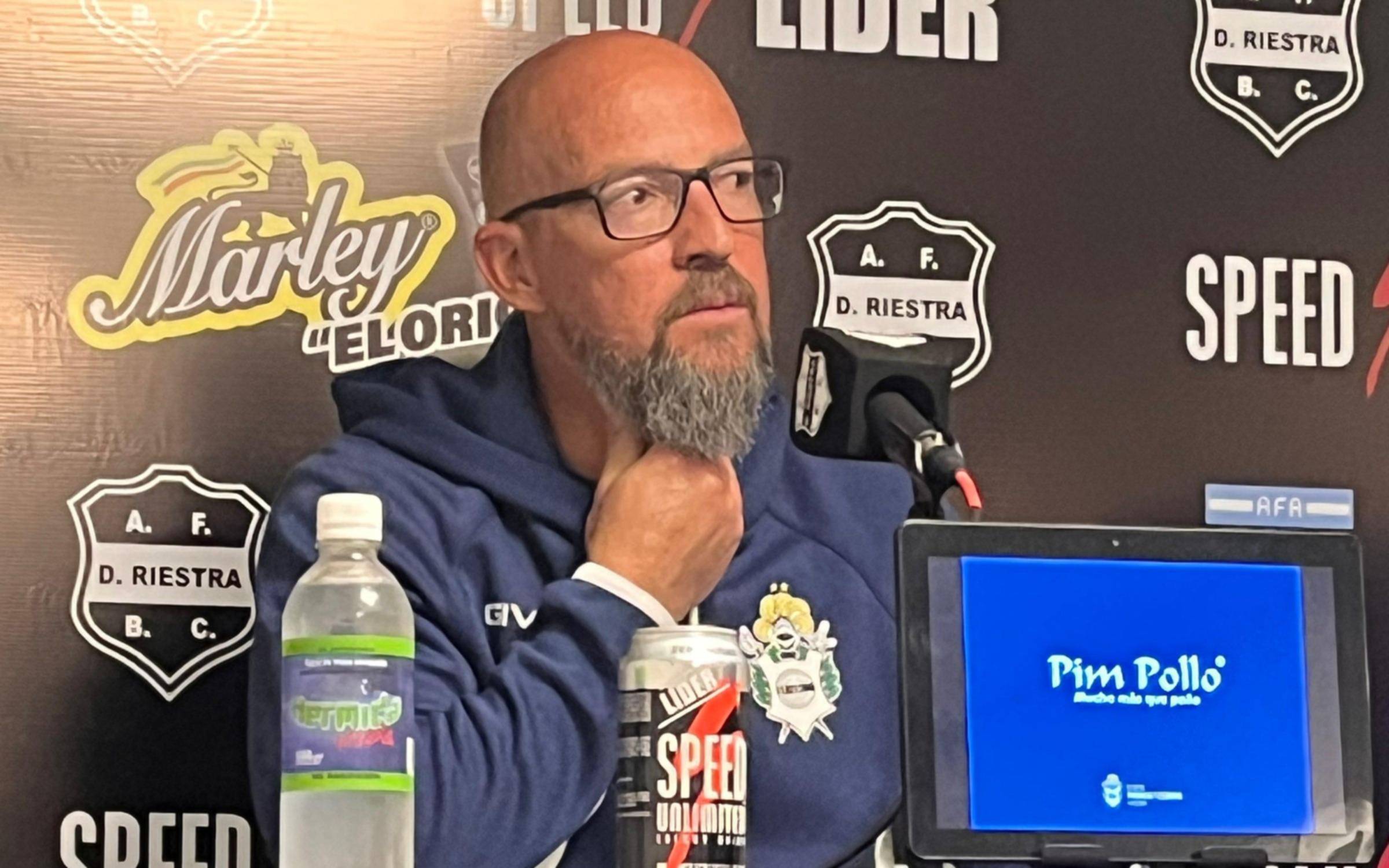 Alejandro Orfila, molesto: “No nos pueden hacer ese gol”