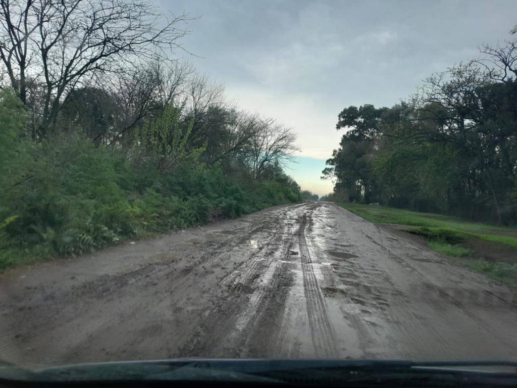 Reclaman por el estado de la calle en 60 y 173: “No hay arreglos desde hace años”