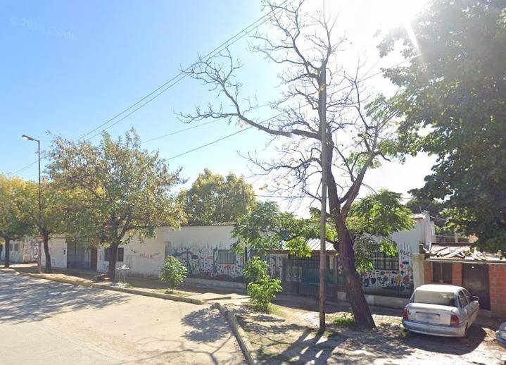 Sustraen cables y causan destrozos en una escuela