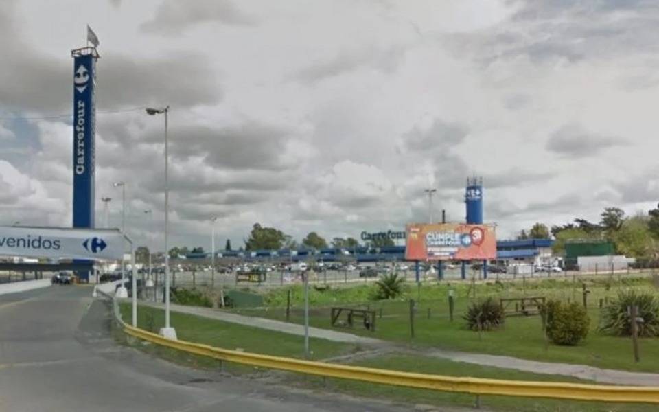 Carrefour se va de Argentina: los siete candidatos que pueden quedarse con las sucursales
