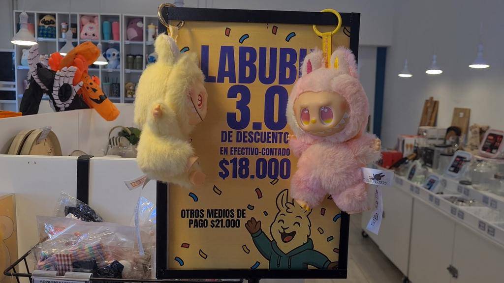 De las redes sociales a las calles: el boom de los “Labubus” llegó a La Plata