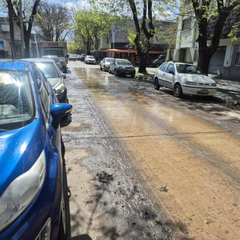 Frentistas de Zona Norte reclaman por un “bañado” en 37 entre 12 y 13