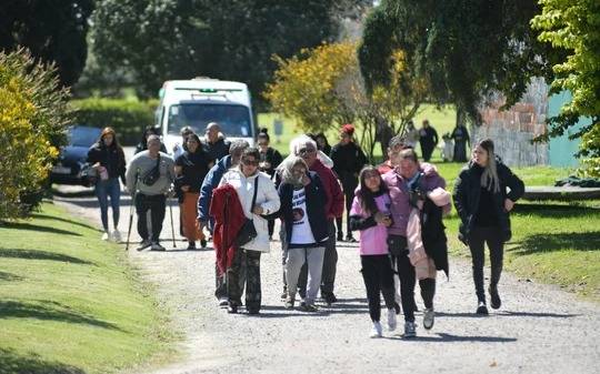 Triple crimen en Florencio Varela: último adiós a Morena, Lara y Brenda