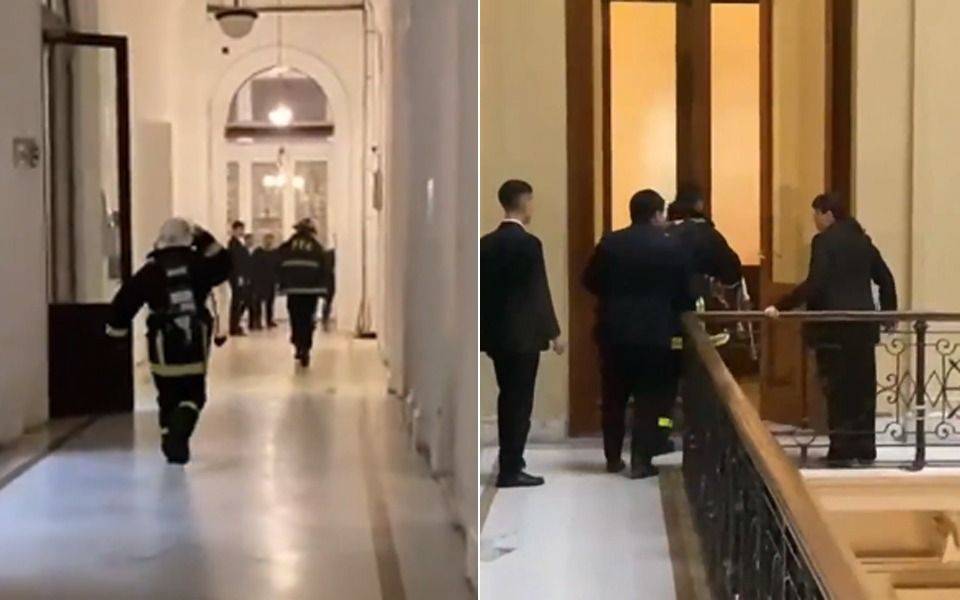 Principio de incendio en Casa Rosada, cerca de la oficina de Santiago Caputo