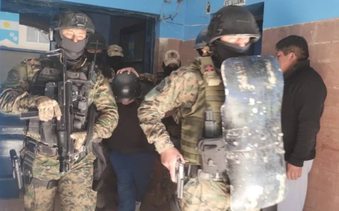 Triple crimen: trasladan a máxima seguridad en Jujuy al sospechoso detenido en Bolivia bajo fuerte operativo